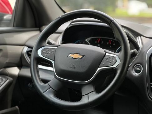 Used 2023 Chevrolet Traverse LT AWD/4WD image 31