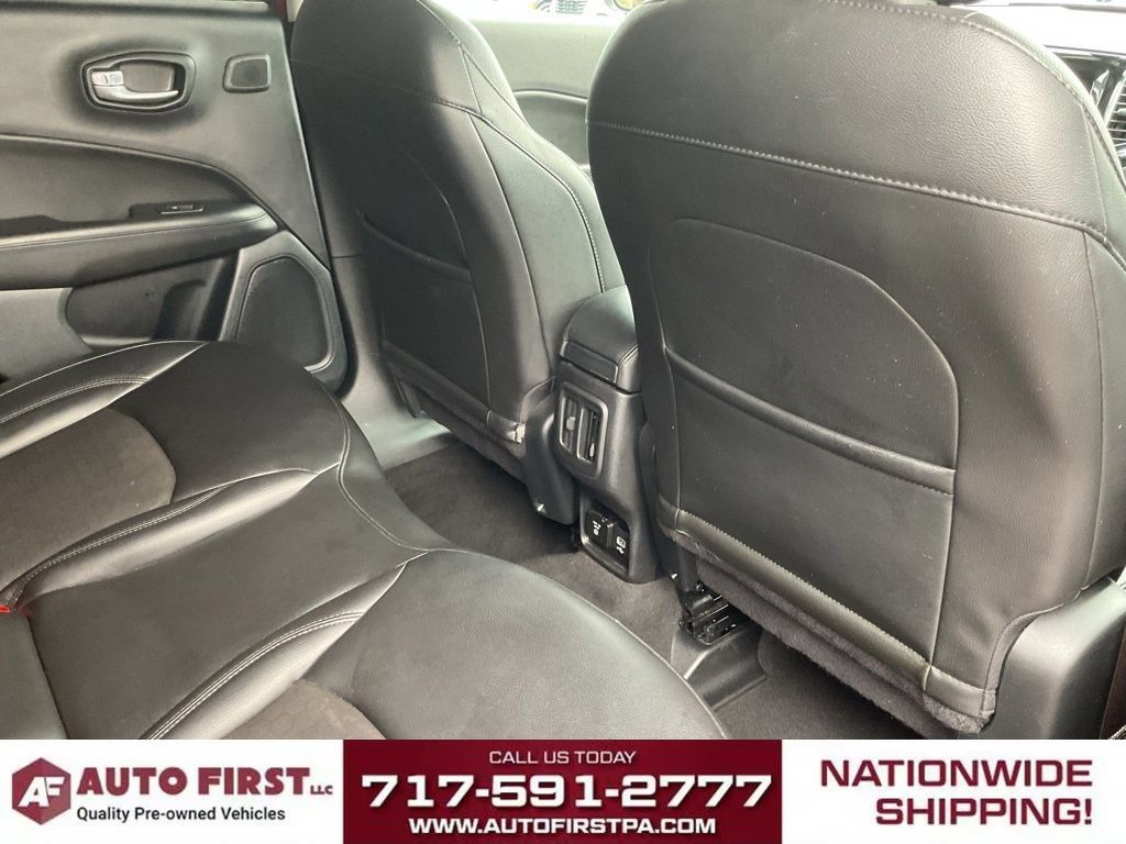 Used 2021 Jeep Compass Latitude w/ Sun and Sound Group AWD/4WD image 14