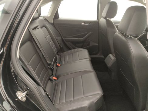 Used 2024 Volkswagen Jetta SE FWD image 19