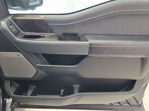 Used 2021 Ford F150 Lariat w/ Equipment Group 502A High image 22