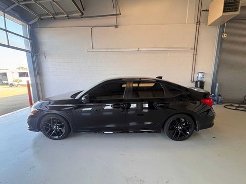 Used 2024 Honda Civic Sport image 8