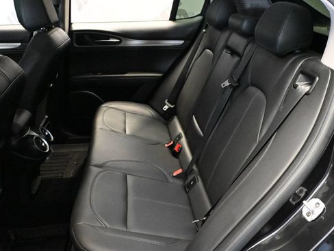 Used 2019 Alfa Romeo Stelvio Sport w/ Quick Order Package 22K Sport RWD image 13