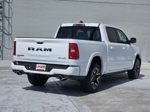 New 2026 RAM 1500 Laramie AWD/4WD image 4