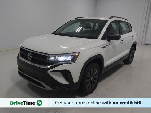 Used 2024 Volkswagen Taos S FWD image 1