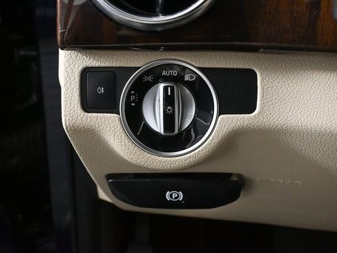 Used 2014 Mercedes-Benz GLK 350 2WD image 9