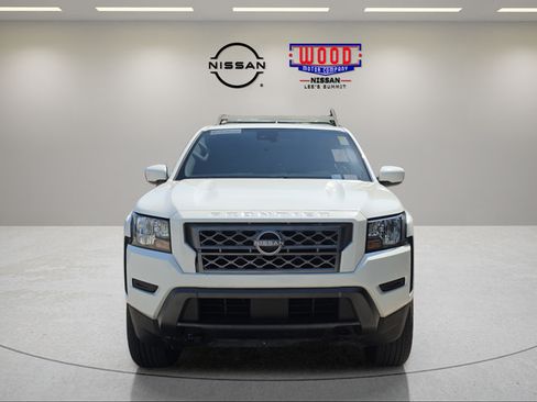 Used 2023 Nissan Frontier SV w/ Technology Package AWD/4WD image 6