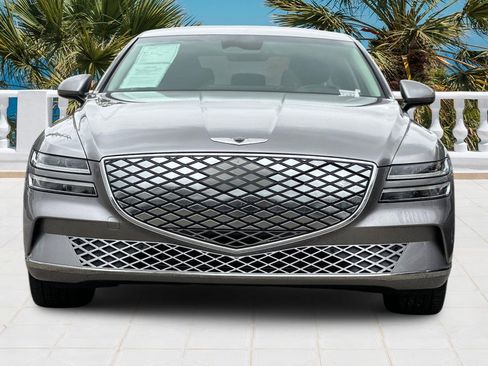 Used 2024 Genesis G80 image 10