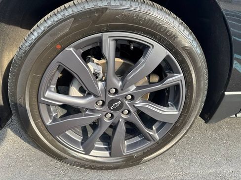 Used 2024 Chevrolet Equinox RS FWD image 5
