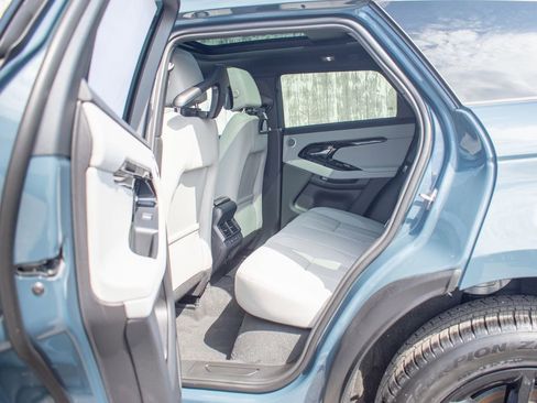 New 2026 Land Rover Range Rover Evoque S AWD/4WD image 21