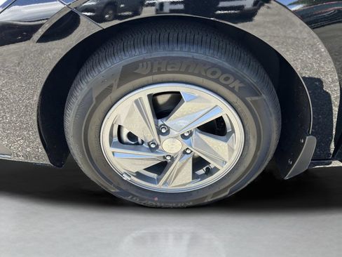 New 2026 Hyundai Elantra SE FWD image 33