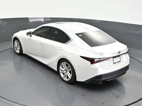 Used 2023 Lexus IS 300 w/ Comfort Package RWD image 17