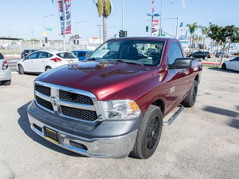 Used 2017 RAM 1500 Tradesman w/ Chrome Appearance Group image 4