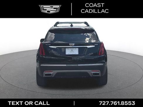 Certified 2022 Cadillac XT5 Premium Luxury FWD image 6