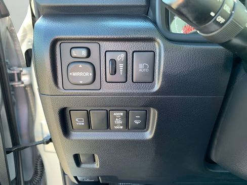 Used 2023 Toyota 4Runner SR5 Premium w/ Moonroof Package image 28