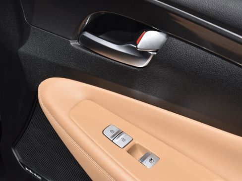 Used 2023 Hyundai Santa Fe Calligraphy image 67