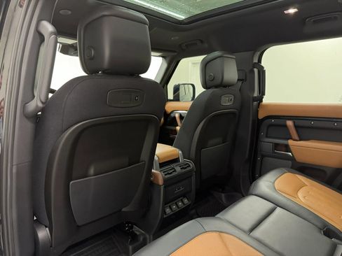 Used 2020 Land Rover Defender 110 X AWD/4WD image 13