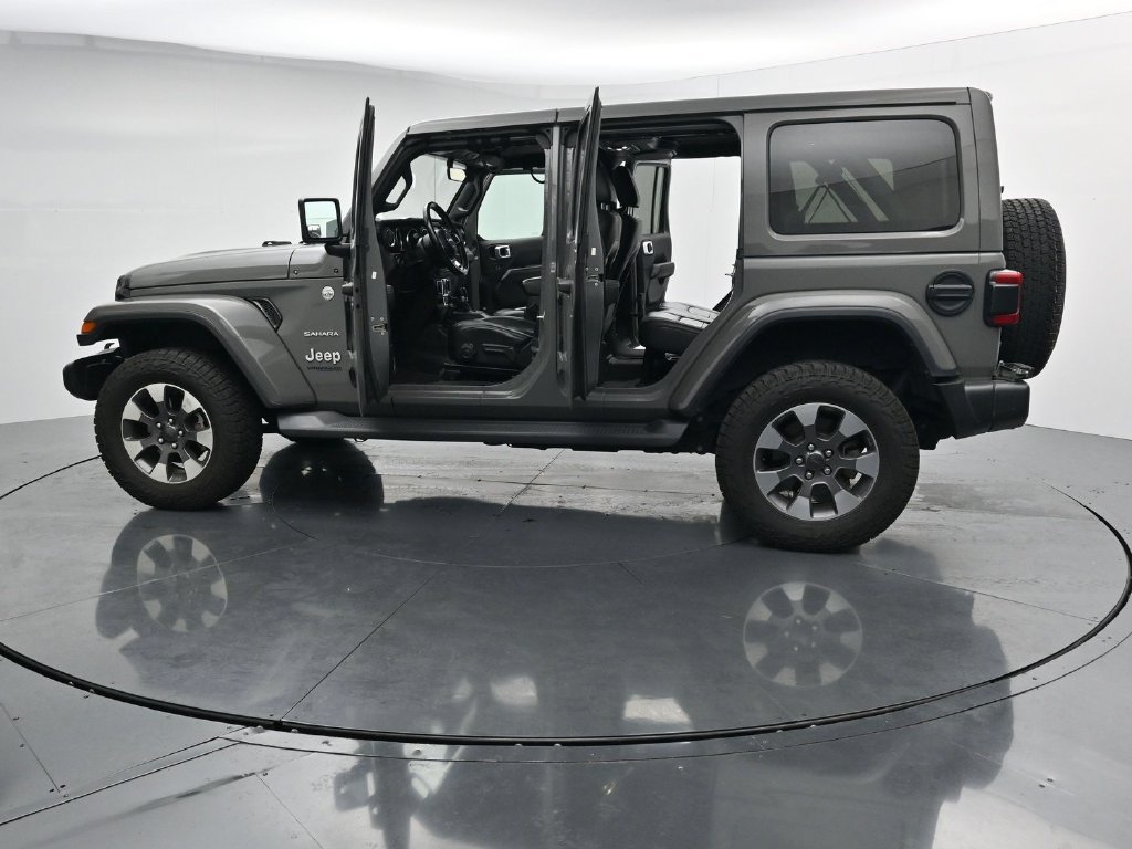 Used 2021 Jeep Wrangler Unlimited Sahara AWD/4WD image 28
