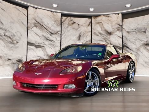 Used 2006 Chevrolet Corvette Coupe w/ Preferred Equipment Group RWD image 9