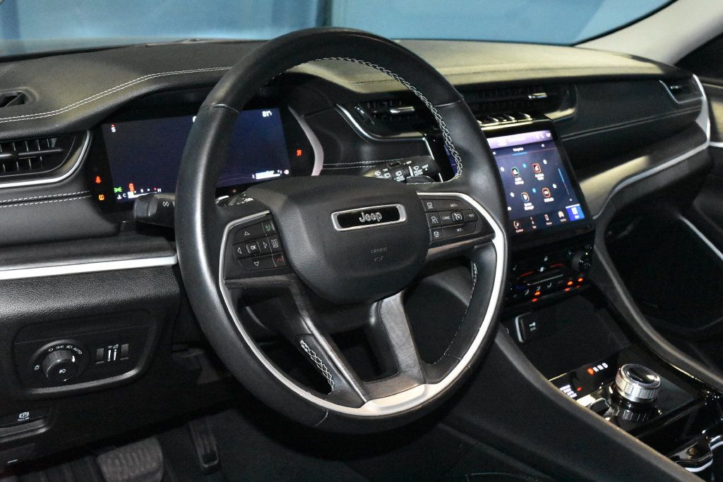 Used 2022 Jeep Grand Cherokee L Limited w/ MOPAR Finishing Package AWD/4WD image 2
