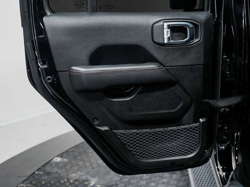 Used 2023 Jeep Wrangler Unlimited Rubicon 392 w/ Xtreme Recon 35" Tire Package image 14