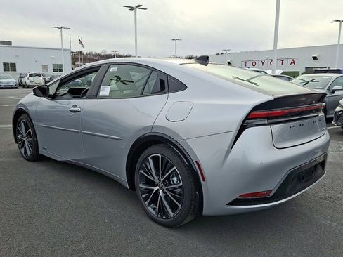 New 2026 Toyota Prius XLE image 4