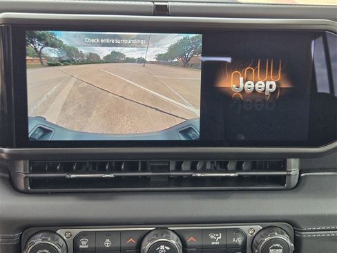 New 2026 Jeep Gladiator Sport image 21