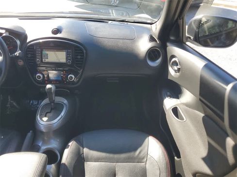Used 2015 Nissan Juke SL image 13