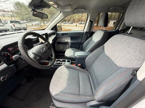 Certified 2022 Ford Maverick XLT w/ XLT Luxury Package image 14