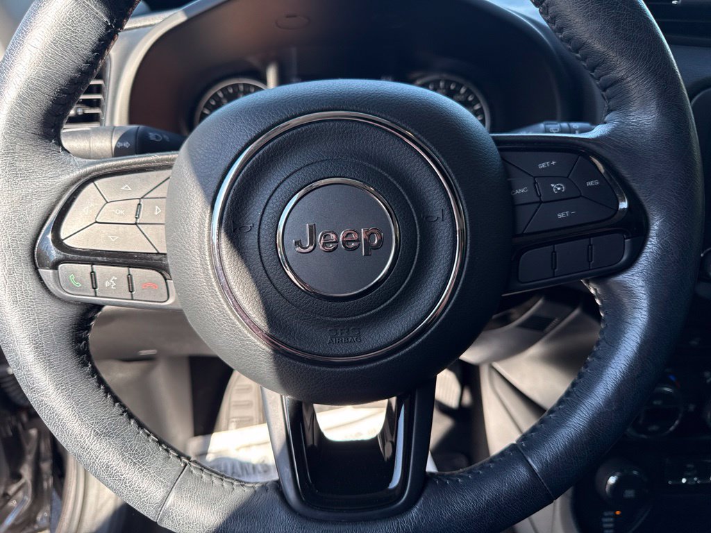 Used 2017 Jeep Renegade Altitude AWD/4WD image 22