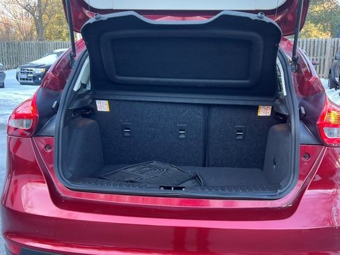 Certified 2017 Ford Focus SE w/ Cold Weather Package image 14