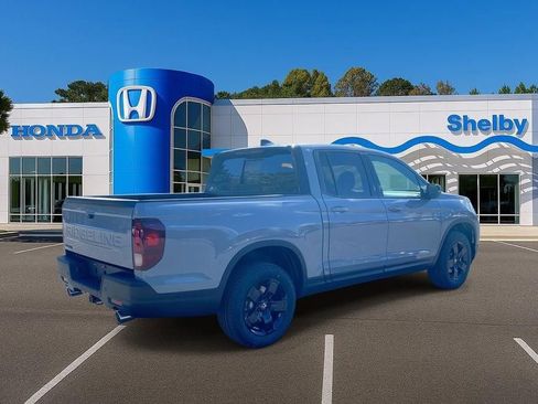 New 2026 Honda Ridgeline Black Edition image 8