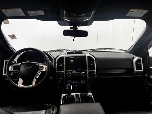 Used 2019 Ford F150 Lariat w/ Equipment Group 502A Luxury AWD/4WD image 3