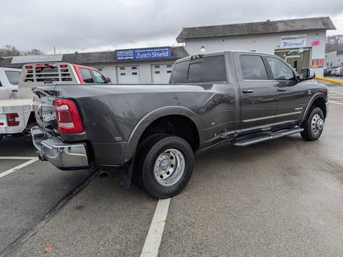 Used 2022 RAM 3500 Limited image 8