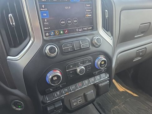 Used 2020 GMC Sierra 2500 SLT w/ Gooseneck/5TH Wheel Package AWD/4WD image 13