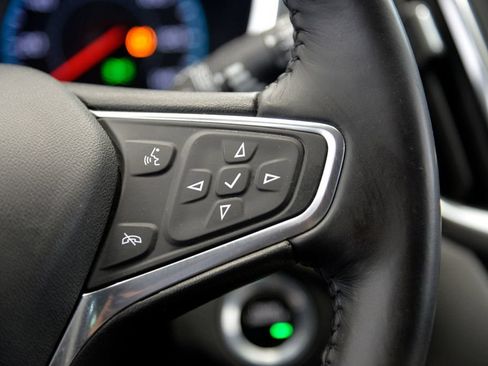Used 2018 Chevrolet Equinox LT FWD image 23
