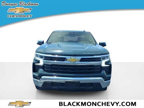Used 2025 Chevrolet Silverado 1500 LT RWD image 8
