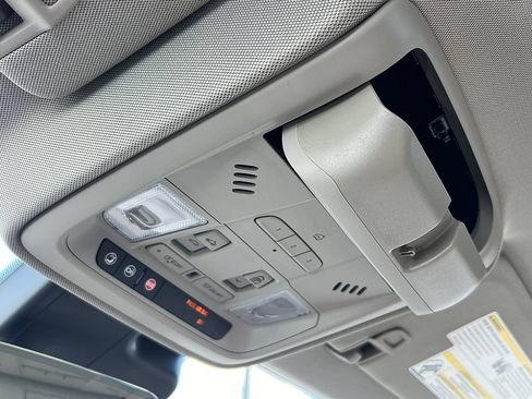 Used 2019 Cadillac XT4 Premium Luxury FWD image 50