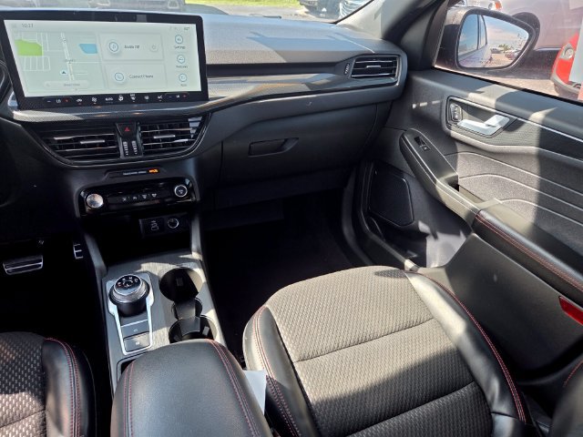 Used 2024 Ford Escape ST-Line w/ Tech Pack #1 FWD image 14