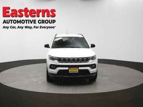 Used 2024 Jeep Compass Latitude AWD/4WD image 50