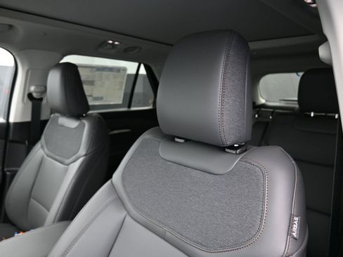New 2026 Ford Explorer Active AWD/4WD image 20