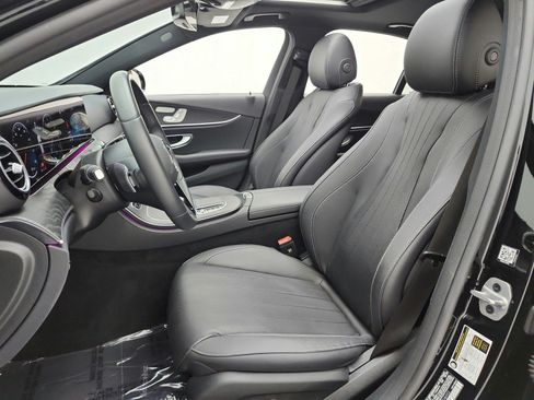 Used 2023 Mercedes-Benz E 350 Sedan image 13