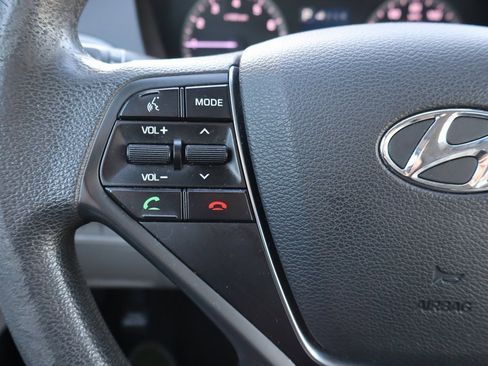 Used 2016 Hyundai Sonata SE image 6