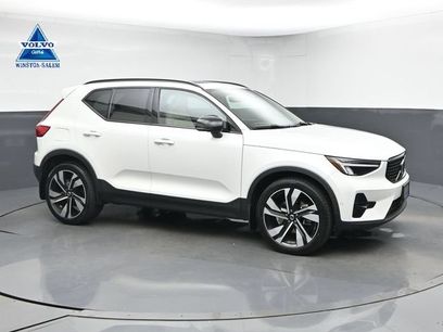 Used 2023 Volvo XC40 B5 Plus w/ Driver Assist Package