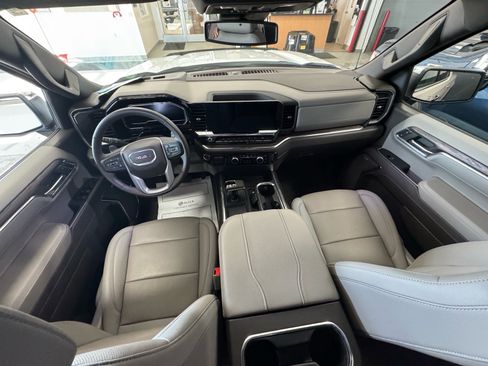 Used 2024 GMC Sierra 1500 SLT w/ SLT Premium Plus Package image 14