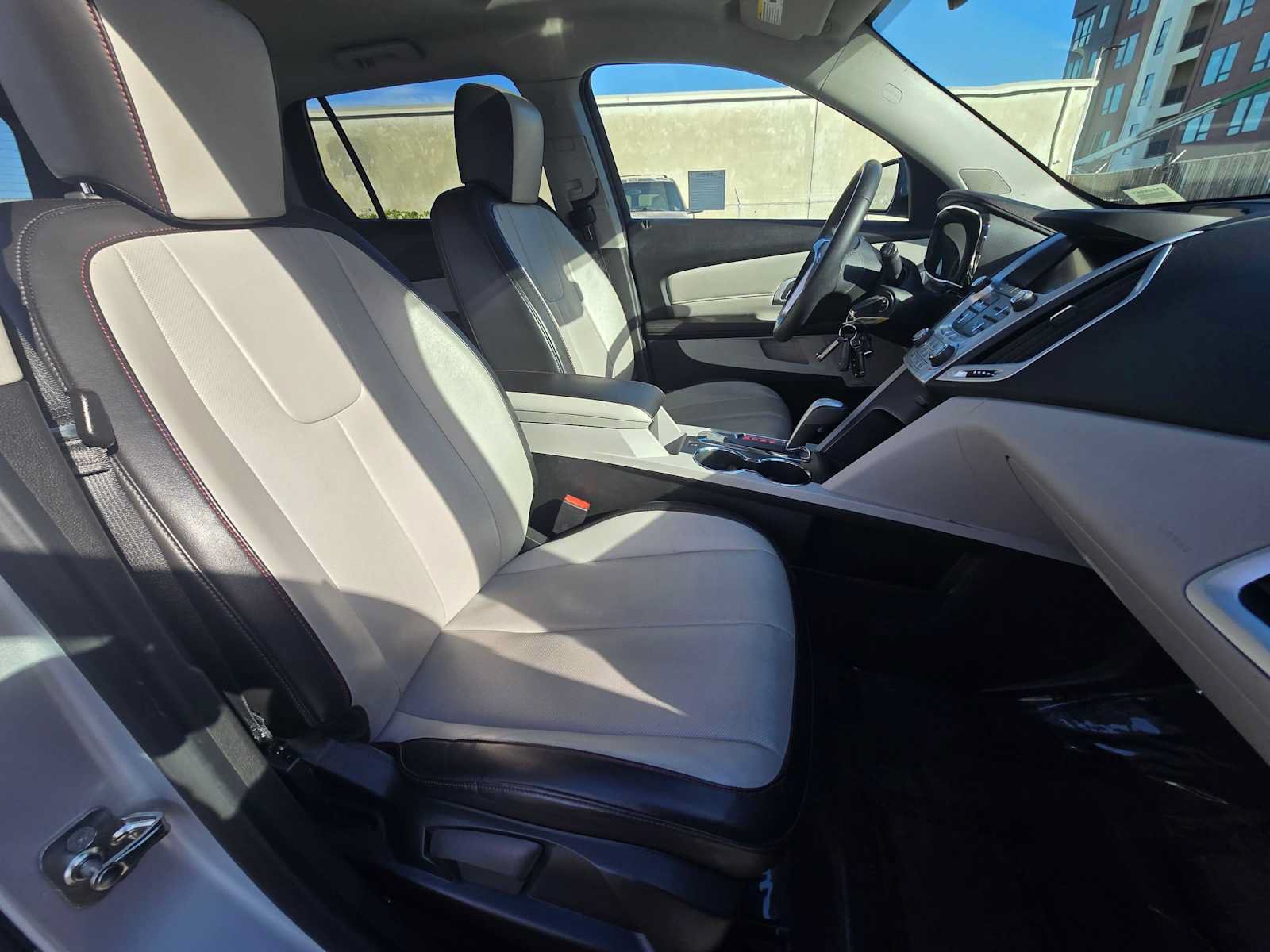 Used 2012 GMC Terrain SLT w/ Chrome and Technology Package FWD image 7