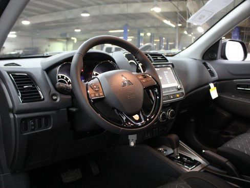 New 2026 Mitsubishi Outlander Sport LE image 5