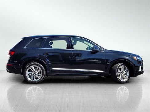 Used 2022 Audi Q7 3.0T Premium Plus w/ Premium Plus Package image 3