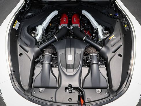 Certified 2021 Ferrari Roma RWD image 21