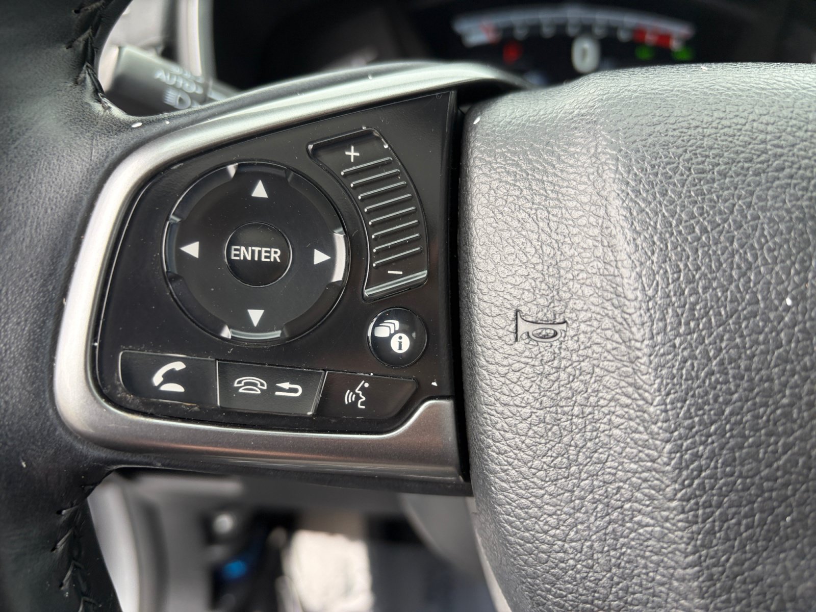 Used 2018 Honda CR-V EX-L image 14