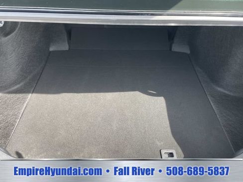 Used 2023 Toyota Camry XLE FWD image 6